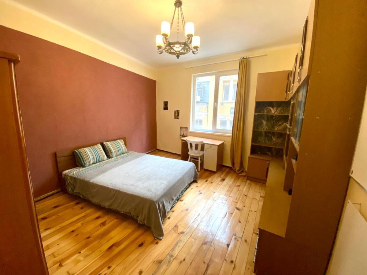 Appartement Dom à Sofia Extérieur photo